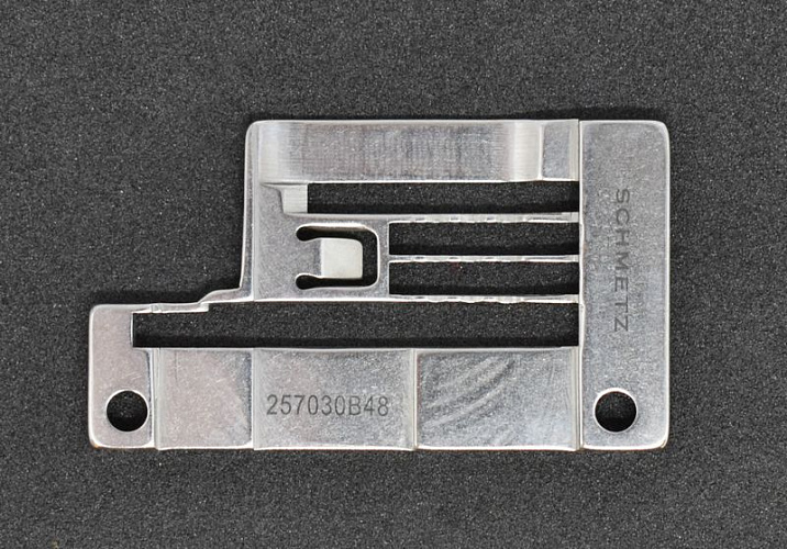 Игольная пластина Тип.W562 (Арт.257030B48.)